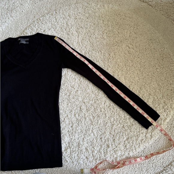 Armani Exchange A/X Wool Black Long Sleeve V-Neck Top XS or small - Picture 10 of 10